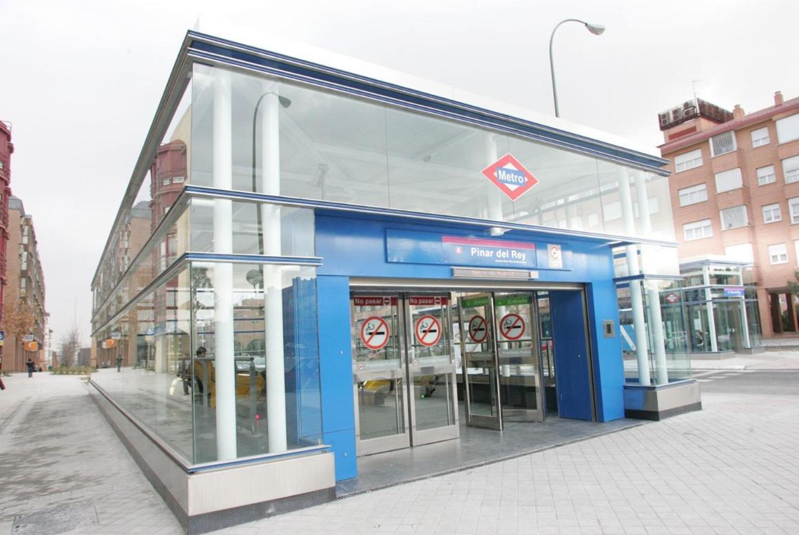 Independent Room Close To Ifema Y Aeropuertob Madrid Exteriör bild